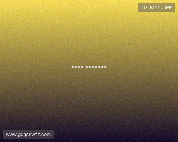 科纳特穿学生装亮相 教练眼神犹如严厉教导主任般审视